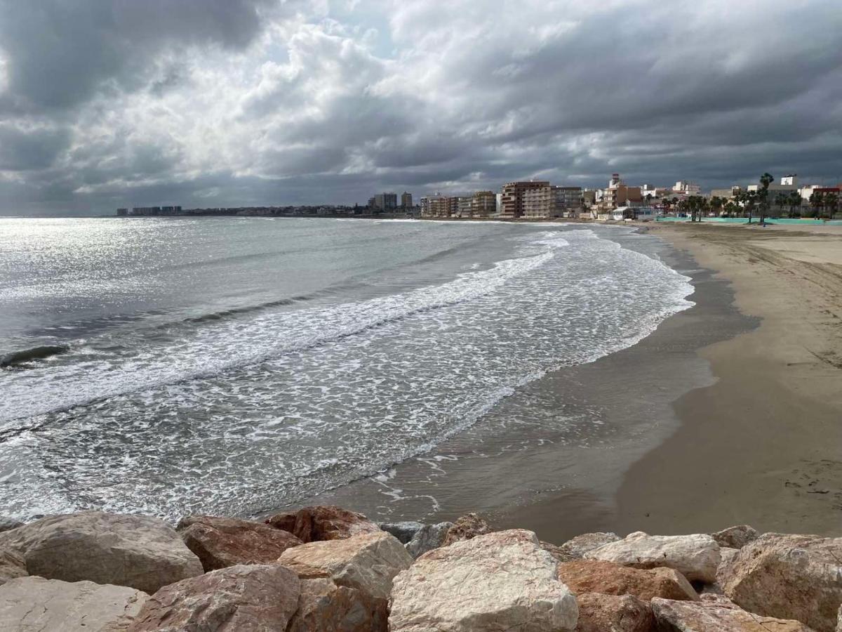 Nice And New Furnished Apartments In Torrevieja Centre Exterior photo